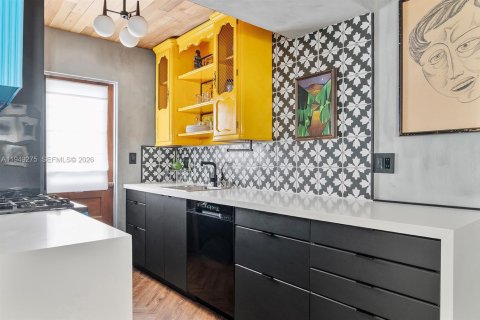 Купить кондоминиум в Майами-Бич, Флорида 1 спальня, 63.45м2, № 2005703 - фото 12