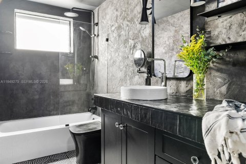 Купить кондоминиум в Майами-Бич, Флорида 1 спальня, 63.45м2, № 2005703 - фото 25