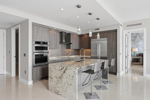 Condominio en venta en Sarasota, Florida, 2 dormitorios, 154.68 m2 № 2289687 - foto 12