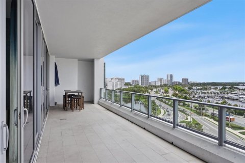 Condominio en venta en Sarasota, Florida, 2 dormitorios, 154.68 m2 № 2289687 - foto 23