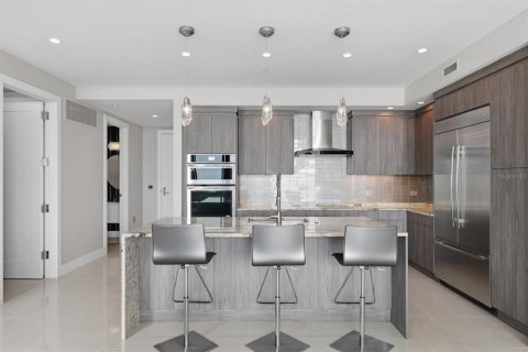 Condominio en venta en Sarasota, Florida, 2 dormitorios, 154.68 m2 № 2289687 - foto 15