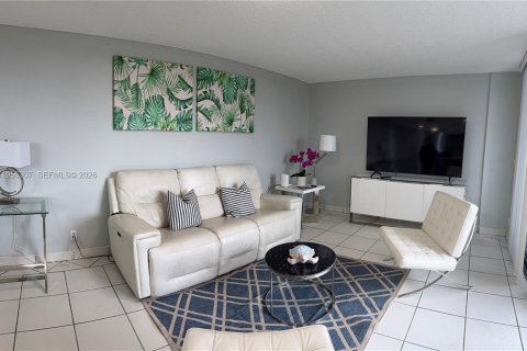 Appartement à louer à Delray Beach, Floride: 1 chambre, 67.73 m2 № 2011623 - photo 5