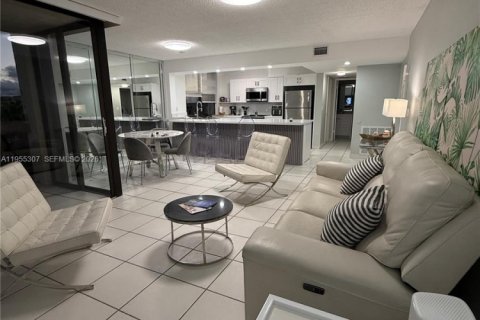 Appartement à louer à Delray Beach, Floride: 1 chambre, 67.73 m2 № 2011623 - photo 4