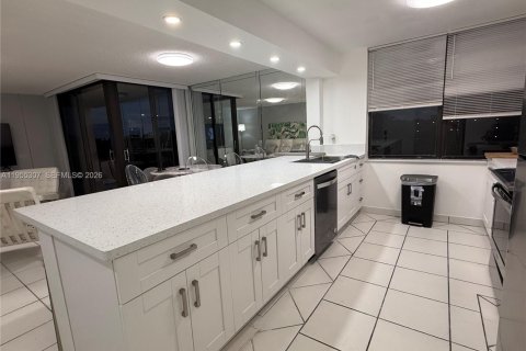 Appartement à louer à Delray Beach, Floride: 1 chambre, 67.73 m2 № 2011623 - photo 2