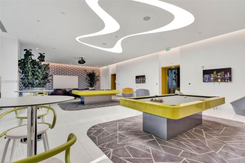 Condominio en alquiler en Miami, Florida, 3 dormitorios, 103.12 m2 № 2078794 - foto 6