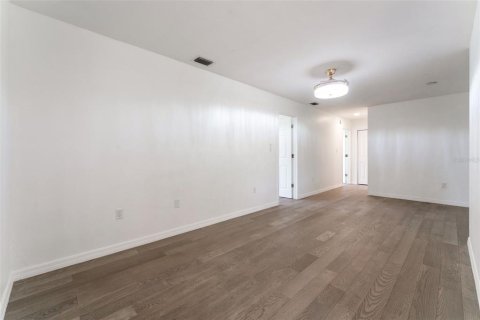 Villa ou maison à vendre à Port Charlotte, Floride: 3 chambres, 203.08 m2 № 2144081 - photo 17