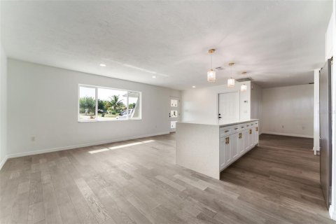 Villa ou maison à vendre à Port Charlotte, Floride: 3 chambres, 203.08 m2 № 2144081 - photo 14