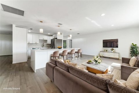 Villa ou maison à vendre à Port Charlotte, Floride: 3 chambres, 203.08 m2 № 2144081 - photo 5