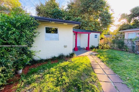 Apartment in Miami, Florida 1 bedroom, 51.1 sq.m. № 1994551 - photo 8