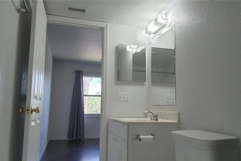Condo in Punta Gorda, Florida, 2 bedrooms  № 2204715 - photo 10