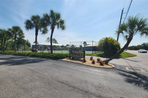 Condo in Punta Gorda, Florida, 2 bedrooms  № 2204715 - photo 16