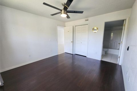 Condo in Punta Gorda, Florida, 2 bedrooms  № 2204715 - photo 9