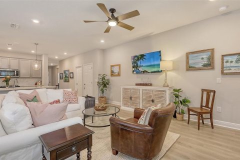 House in Parrish, Florida 3 bedrooms, 181.9 sq.m. № 1618517 - photo 8