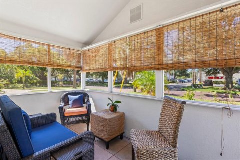 Villa ou maison à vendre à Gulfport, Floride: 3 chambres, 104.79 m2 № 2416981 - photo 14
