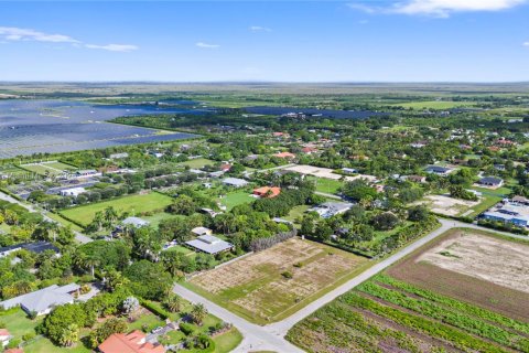 Land in Homestead, Florida № 1878888 - photo 12