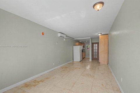 Apartamento en alquiler en Miami Beach, Florida № 2008415 - foto 7