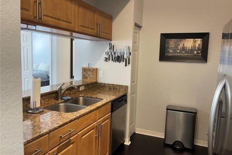 Copropriété à vendre à Sarasota, Floride: 2 chambres, 100.71 m2 № 2267337 - photo 9