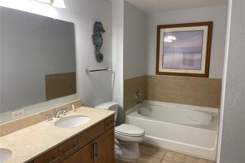 Copropriété à vendre à Sarasota, Floride: 2 chambres, 100.71 m2 № 2267337 - photo 19