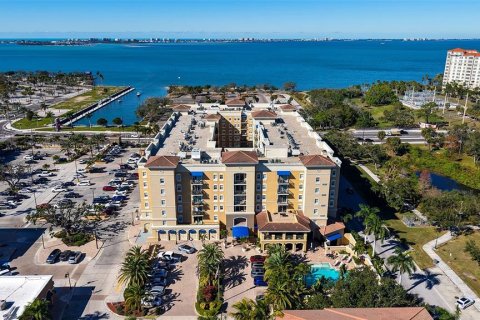 Condo in Sarasota, Florida, 2 bedrooms  № 2267337