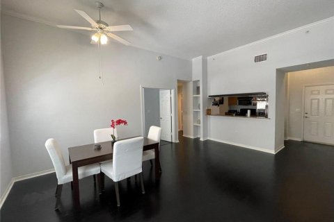 Copropriété à vendre à Sarasota, Floride: 2 chambres, 100.71 m2 № 2267337 - photo 6
