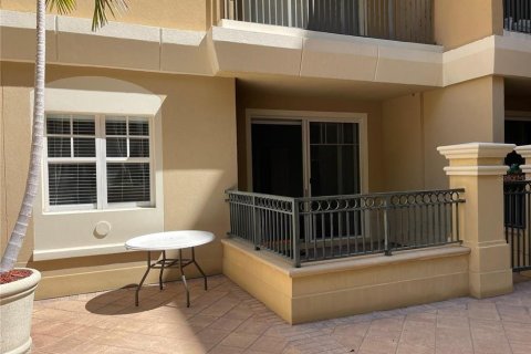 Copropriété à vendre à Sarasota, Floride: 2 chambres, 100.71 m2 № 2267337 - photo 25