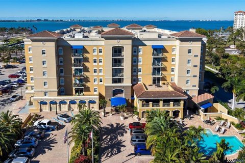 Copropriété à vendre à Sarasota, Floride: 2 chambres, 100.71 m2 № 2267337 - photo 26