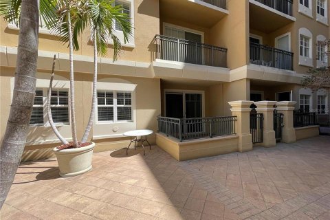 Copropriété à vendre à Sarasota, Floride: 2 chambres, 100.71 m2 № 2267337 - photo 24