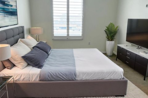 Copropriété à vendre à Tampa, Floride: 2 chambres, 110 m2 № 2124604 - photo 11