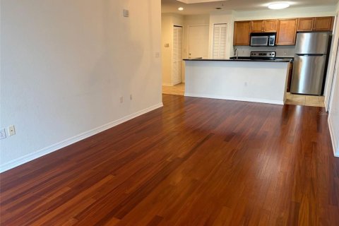 Copropriété à vendre à Tampa, Floride: 2 chambres, 110 m2 № 2124604 - photo 8