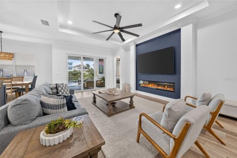 Villa ou maison à vendre à Palm Coast, Floride: 6 chambres, 310.94 m2 № 2406296 - photo 6