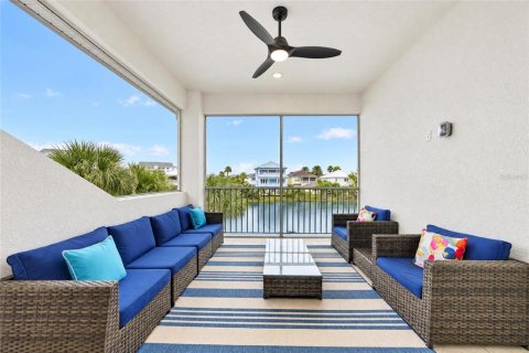 Villa ou maison à vendre à Palm Coast, Floride: 6 chambres, 310.94 m2 № 2406296 - photo 24