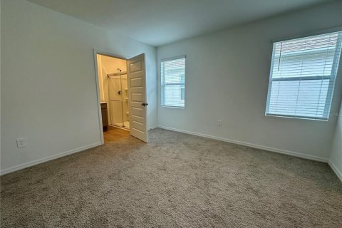 House in Lakeland, Florida 4 bedrooms, 154.68 sq.m. № 2381378 - photo 8