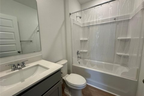 House in Lakeland, Florida 4 bedrooms, 154.68 sq.m. № 2381378 - photo 15