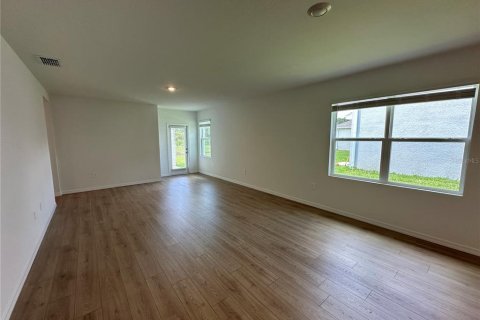 House in Lakeland, Florida 4 bedrooms, 154.68 sq.m. № 2381378 - photo 4