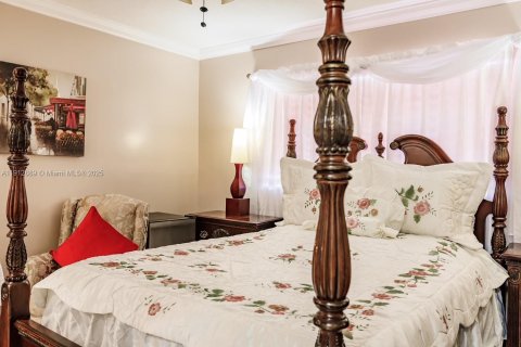 Copropriété à louer à Hialeah, Floride: 2 chambres, 80.82 m2 № 1969381 - photo 16