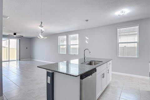 Casa en venta en Haines City, Florida, 4 dormitorios, 149.57 m2 № 2381079 - foto 9