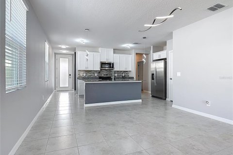 Casa en venta en Haines City, Florida, 4 dormitorios, 149.57 m2 № 2381079 - foto 12