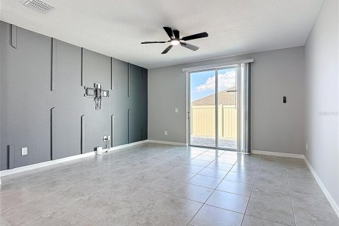 Casa en venta en Haines City, Florida, 4 dormitorios, 149.57 m2 № 2381079 - foto 18