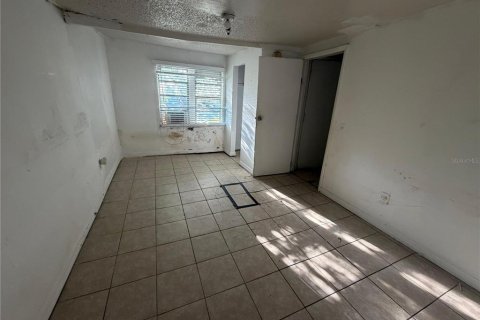 Купить виллу или дом в Бартоу, Флорида 8 комнат, 87.89м2, № 2096697 - фото 19