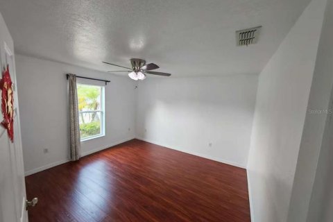 Casa en alquiler en Kissimmee, Florida, 4 dormitorios, 182.09 m2 № 1857691 - foto 12