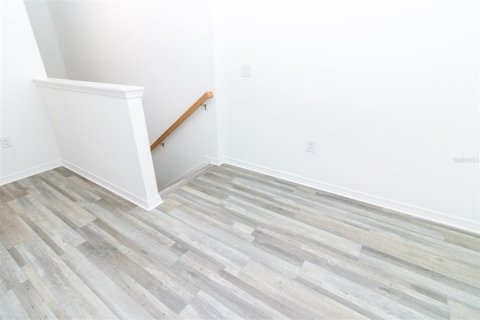 Townhouse in Edgewater, Florida 3 bedrooms, 144.28 sq.m. № 1907025 - photo 14