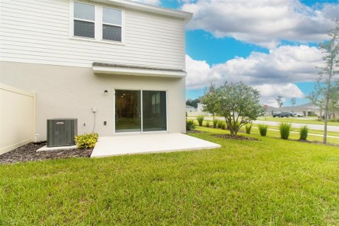 Townhouse in Edgewater, Florida 3 bedrooms, 144.28 sq.m. № 1907025 - photo 22