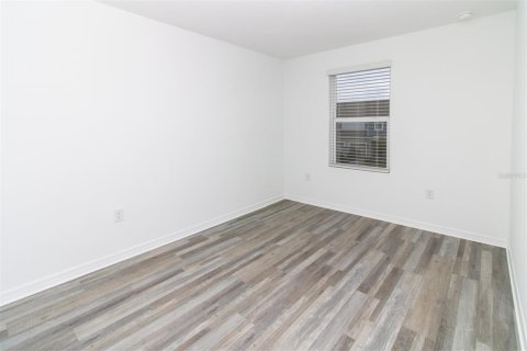 Townhouse in Edgewater, Florida 3 bedrooms, 144.28 sq.m. № 1907025 - photo 19