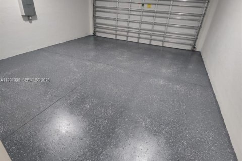 Villa ou maison à louer à Cape Coral, Floride: 3 chambres, 152.55 m2 № 2060809 - photo 29