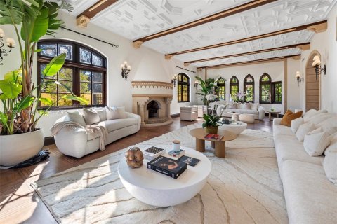 Купить виллу или дом в Майами-Бич, Флорида 8 спален, 1050.45м2, № 1765009 - фото 23