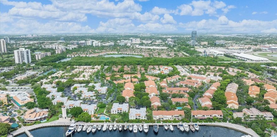 Adosado en Aventura, Florida 3 dormitorios, 126.81 m2 № 1924464