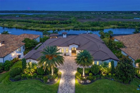 House in Parrish, Florida 3 bedrooms, 383.41 sq.m. № 2151103 - photo 2