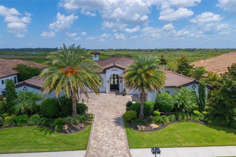 House in Parrish, Florida 3 bedrooms, 383.41 sq.m. № 2151103 - photo 7