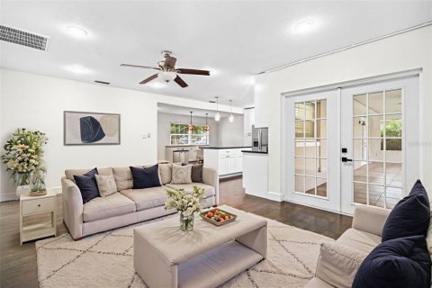 Villa ou maison à vendre à Maitland, Floride: 4 chambres, 153.01 m2 № 1858461 - photo 8