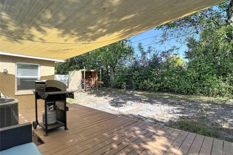 Villa ou maison à louer à Holiday, Floride: 2 chambres, 95.5 m2 № 2098945 - photo 11